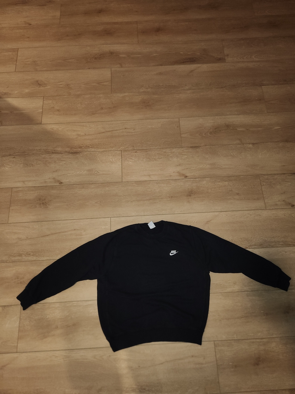 Nike Sportswear Club Fleece Black Embroidered Logo Sweater Men's Size Large Good